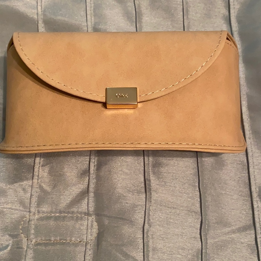 Chloe sunglasses case
